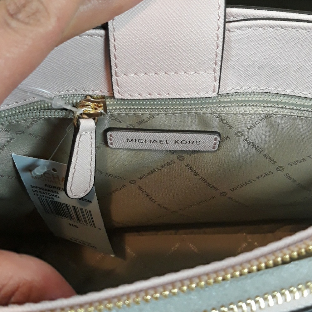 NWT Michael Kors Adrienne Blossom - Picture 5 of 8